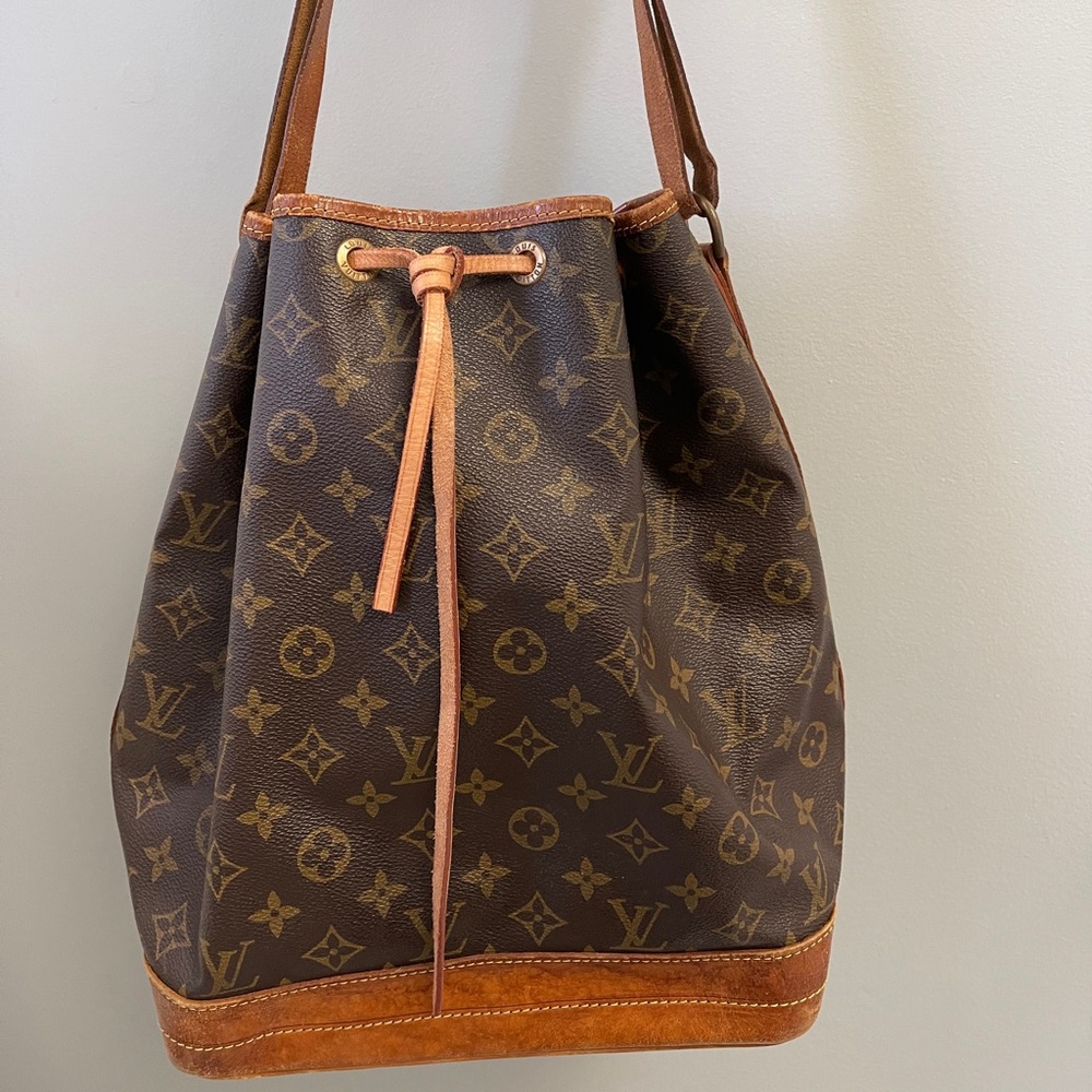 SOLD Louis Vuitton noe gm